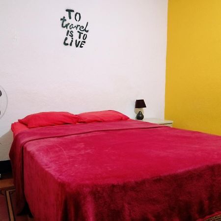 4 Grados Hostel Guatemala-Stad Buitenkant foto