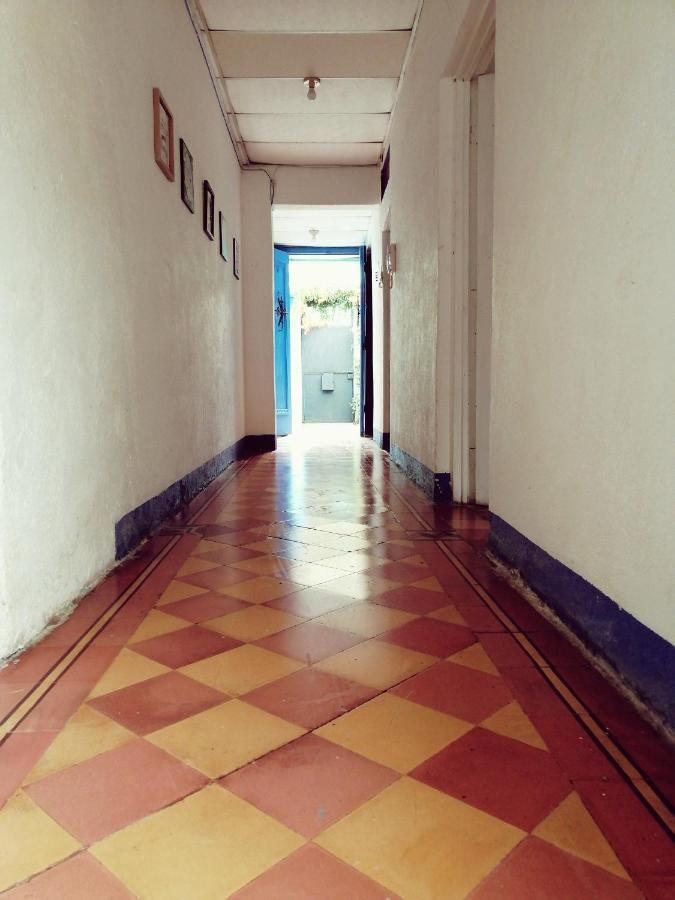 4 Grados Hostel Guatemala-Stad Buitenkant foto