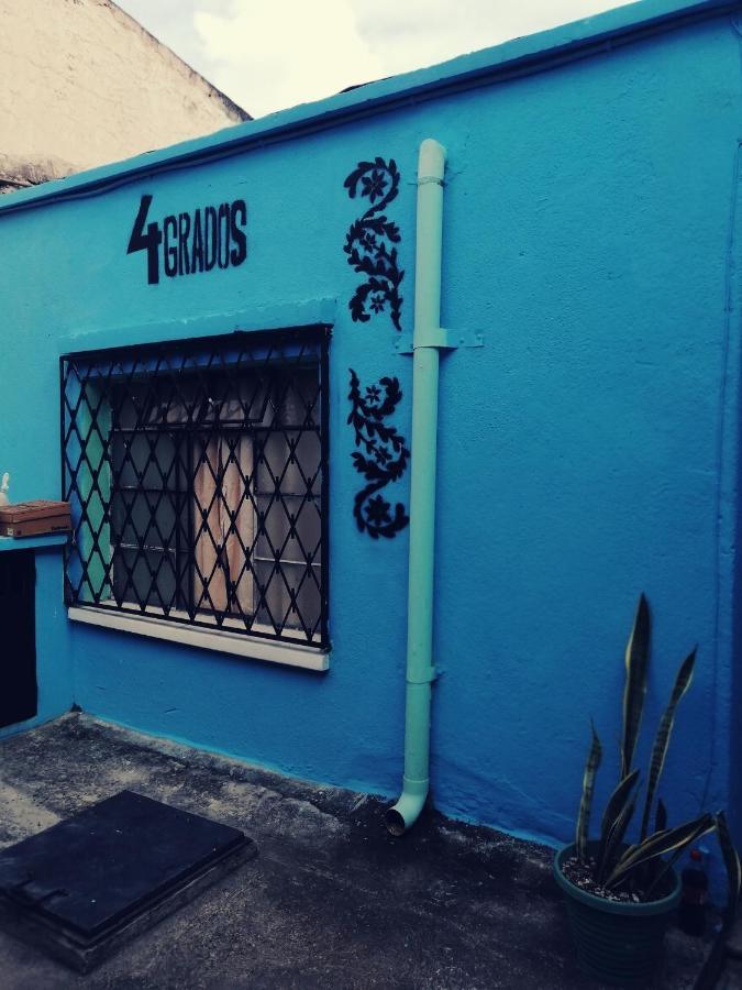 4 Grados Hostel Guatemala-Stad Buitenkant foto